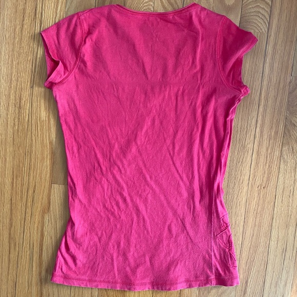 GARAGE Tee 🌺 - Picture 4 of 4